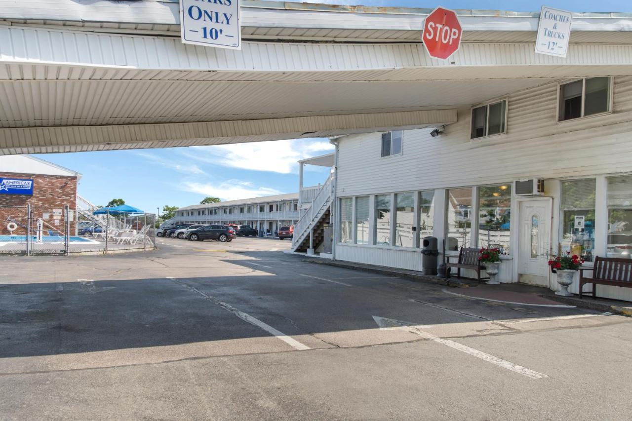 Americas Best Value Inn Hyannis Exterior foto
