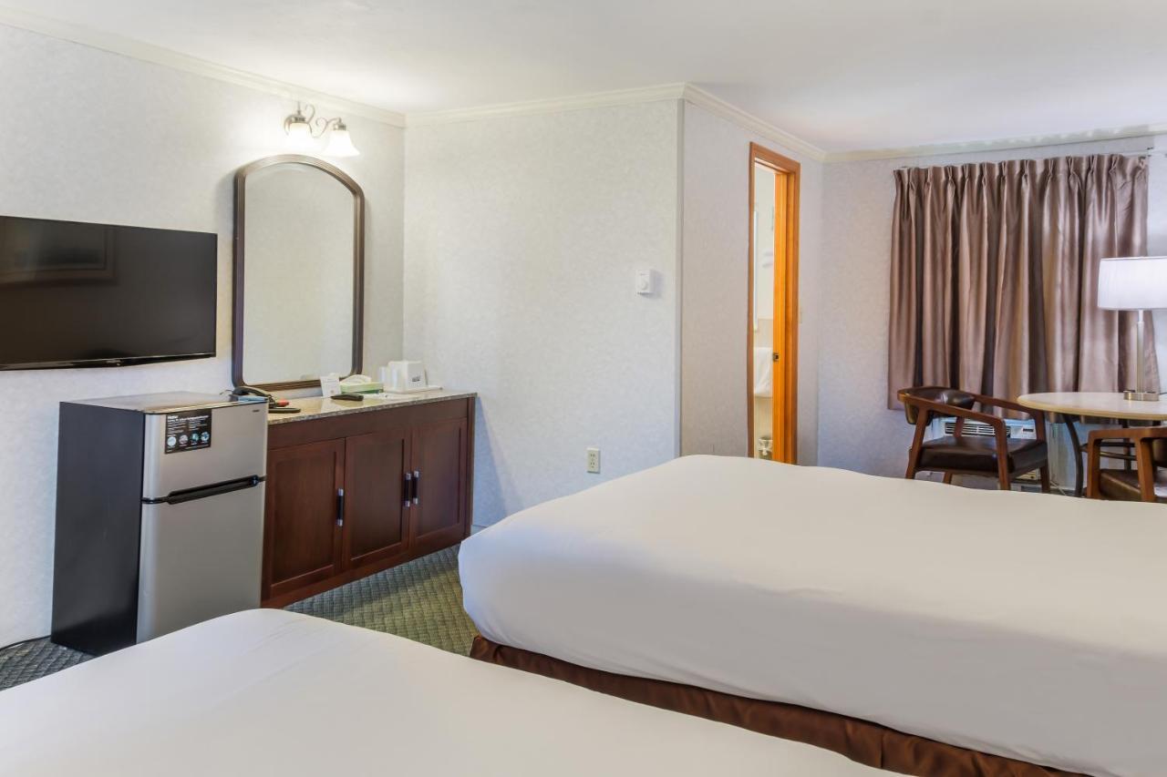 Americas Best Value Inn Hyannis Exterior foto
